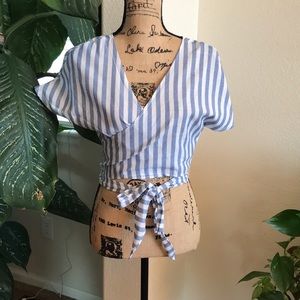 NWOT Blouse No Name Brand.